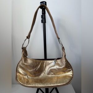 Vintage Dolce Vivre bag made in mexico Gold Metallic Shoulder Bag.